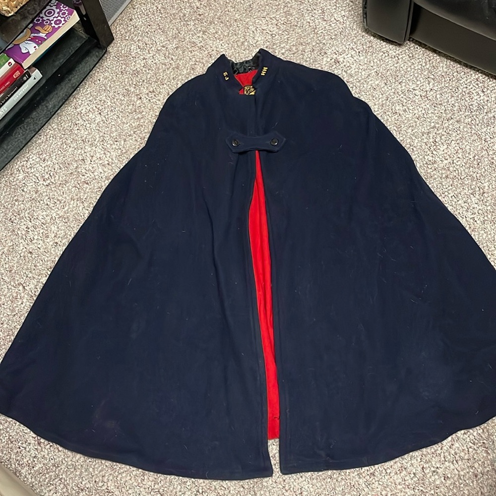 Vintage 40s/50s 100% wool lined cape